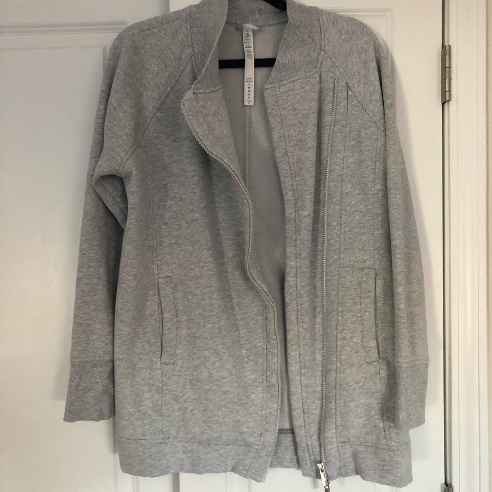 Lululemon long sweatshirt jacket size 6